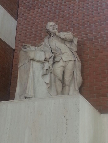 Shakespeare in a rather classical pose in the vestibule of theBritish Library